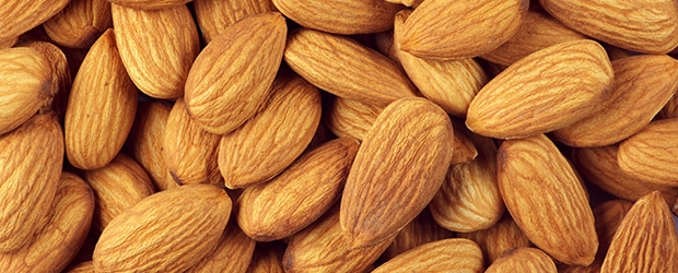 almonds_98435453